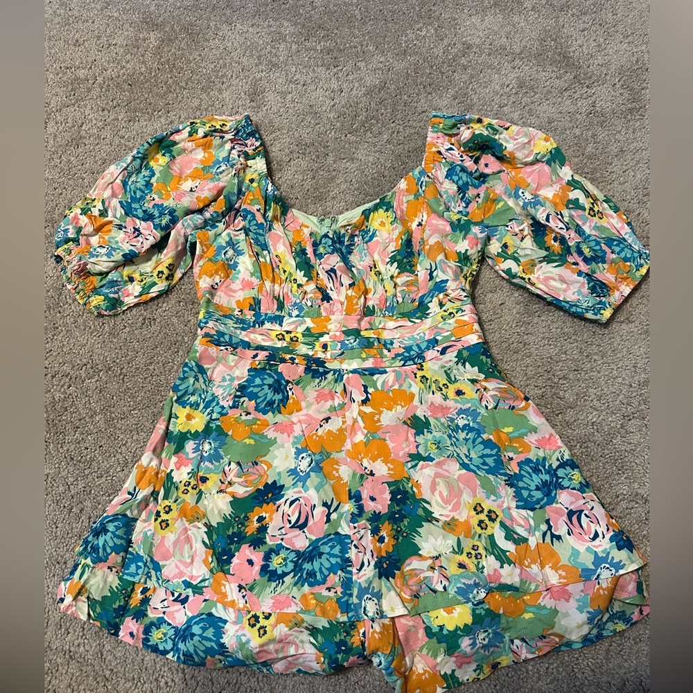 Skylar Rose Floral Romper with Puff Sleeves - NWOT